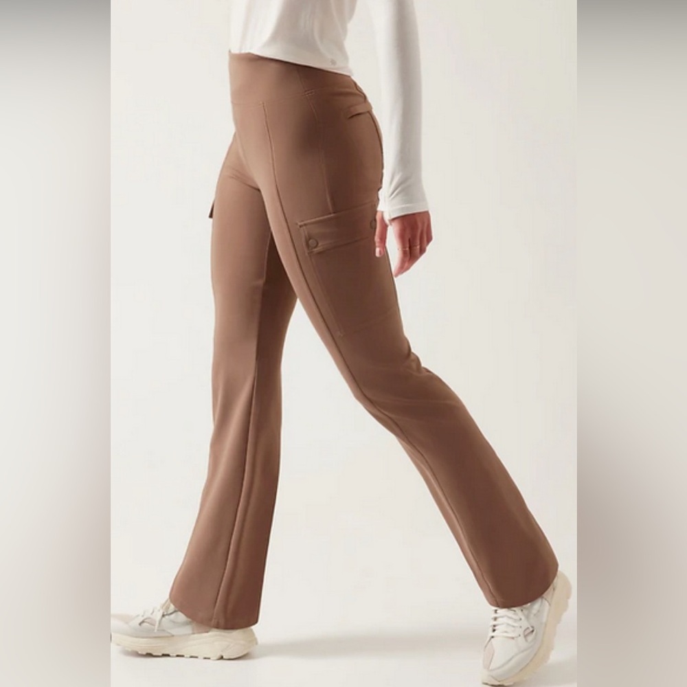 NWT Athleta Delancey Straight Cargo Pant Rustic Beige Size 2X